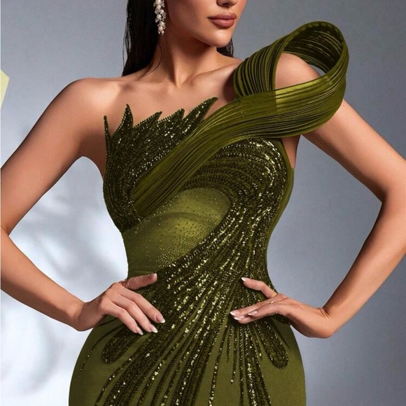 Meet your Posher, Dawn - Picture 1 of 1